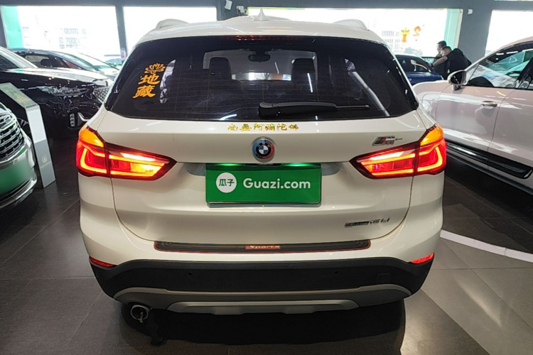 BMW X1 2018 #4 BMW X1 2018 car image #4