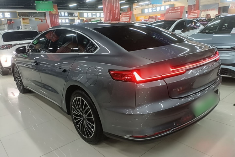 BYD Han 2022 car image #5