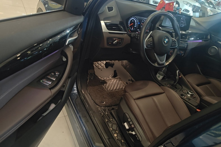 BMW X1 2021 car image #16
