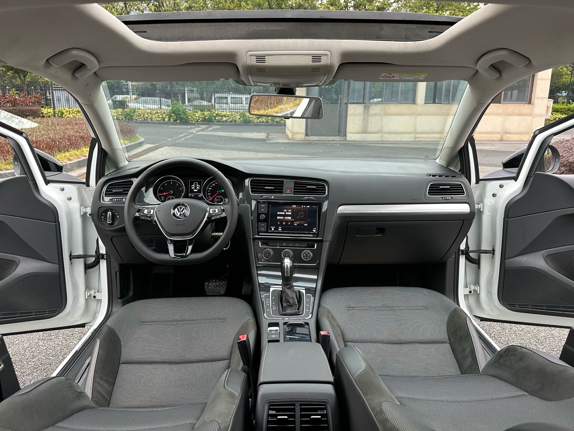 2019 #4 2019 car image #4