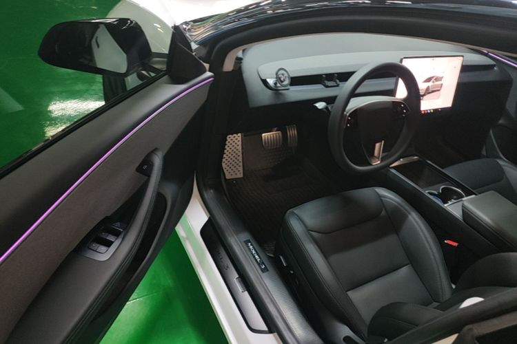 Tesla Model 3 2025 #12 Tesla Model 3 2025 car image #12