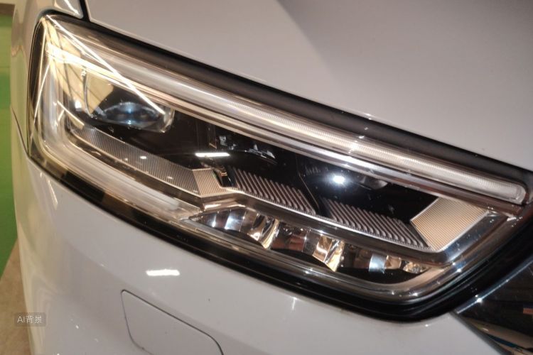 Audi Q3 2019 #8 Audi Q3 2019 car image #8