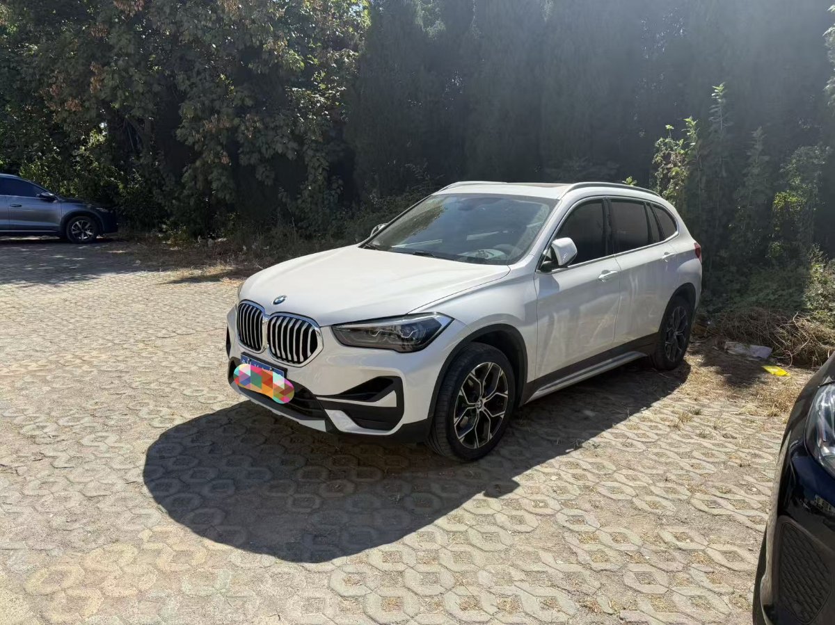 BMW X1 2020 BMW X1 2020 car image
