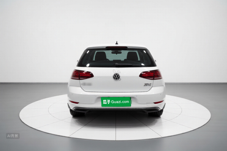 Volkswagen Golf 2019 car image #6