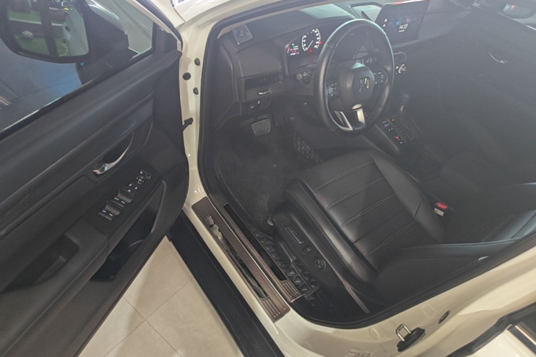 Honda CR-V 2023 car image #16