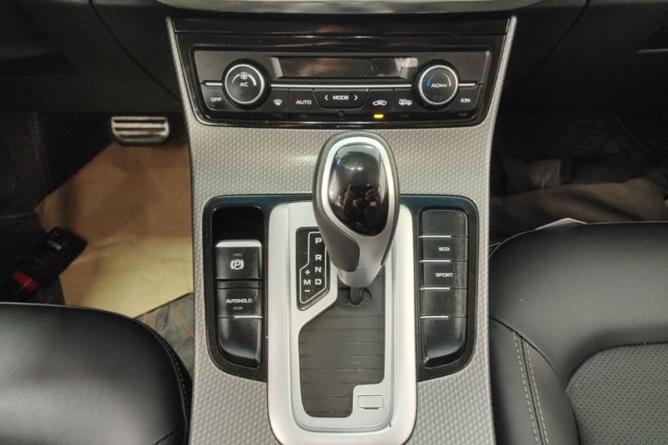 GEELY Emgrand GS 2018 car image #14