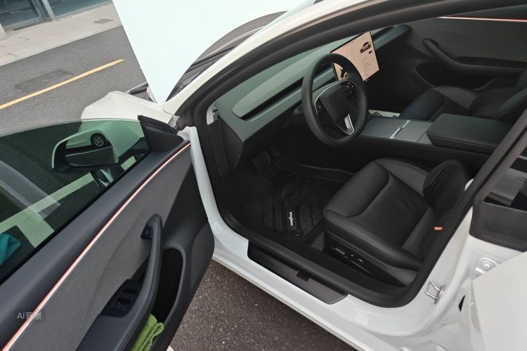 Tesla Model 3 2025 #18 Tesla Model 3 2025 car image #18