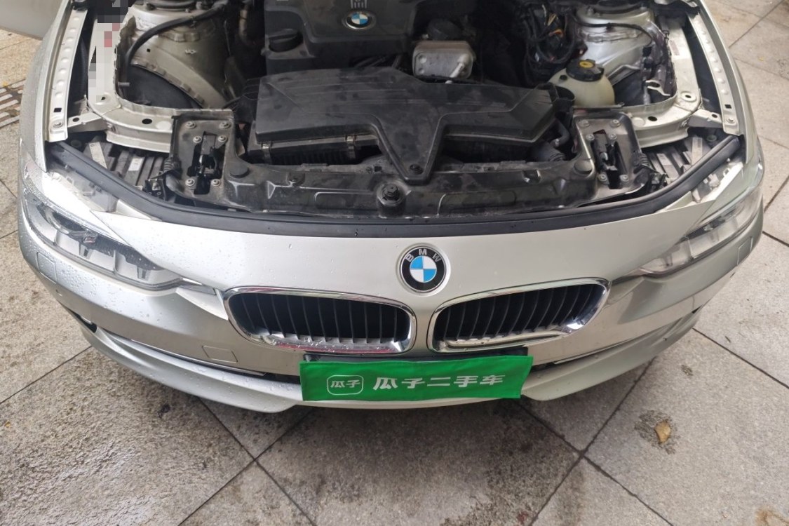 BMW 3 Series 2013 car image #10