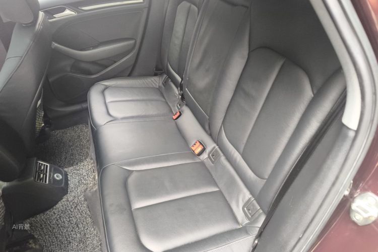 Audi A3 2018 immagine di auto #19
