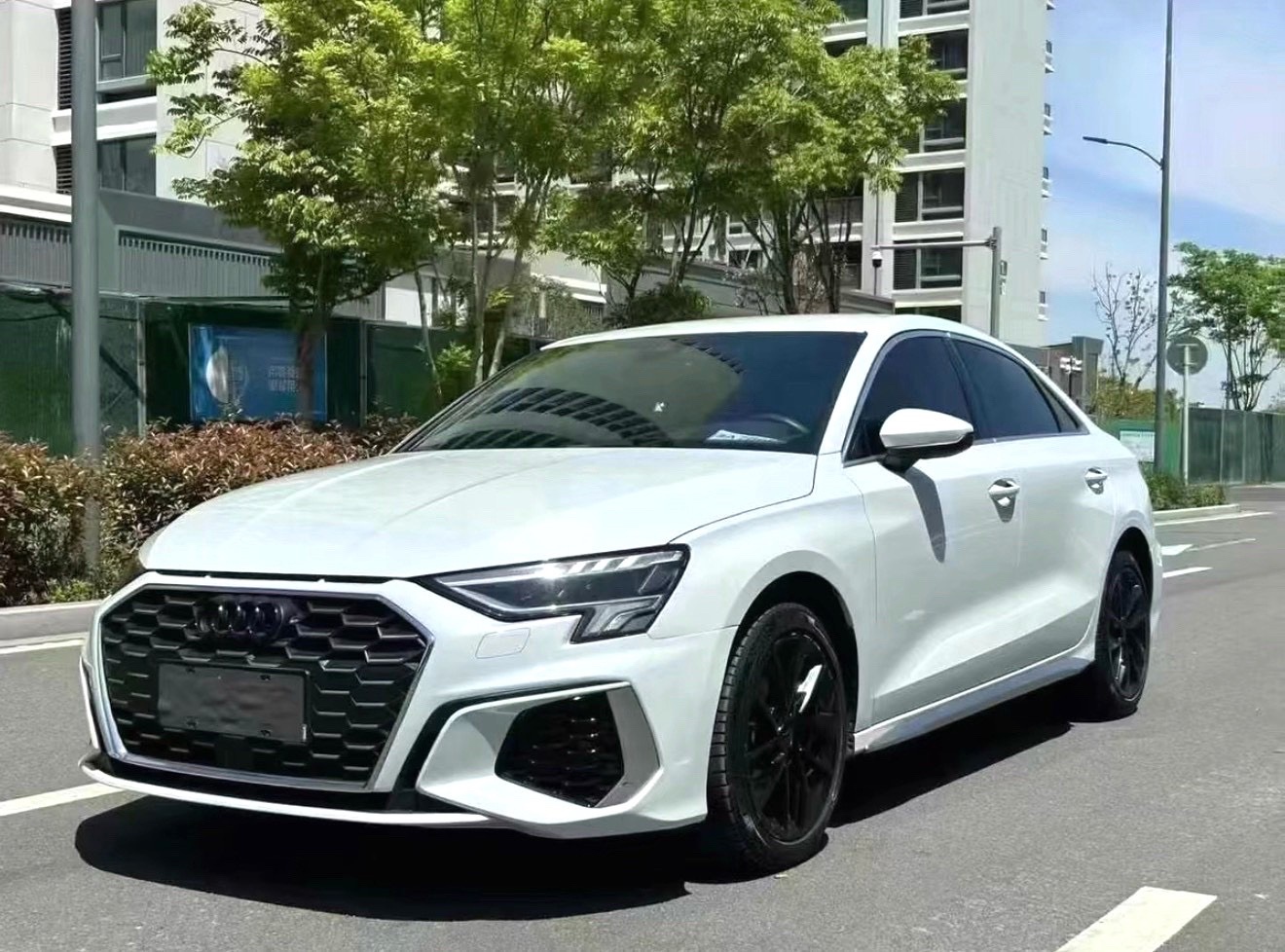 2022 immagine di auto 