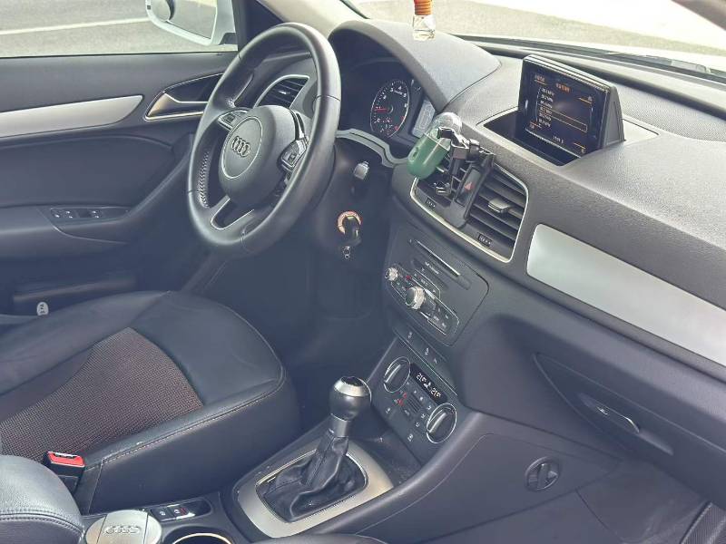 Audi Q3 2018 #2 Audi Q3 2018 car image #2