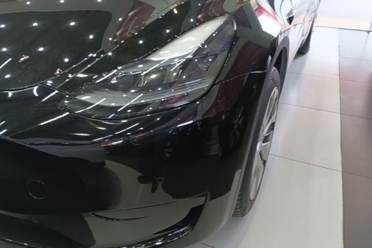 Tesla Model Y 2023 #23 Tesla Model Y 2023 car image #23