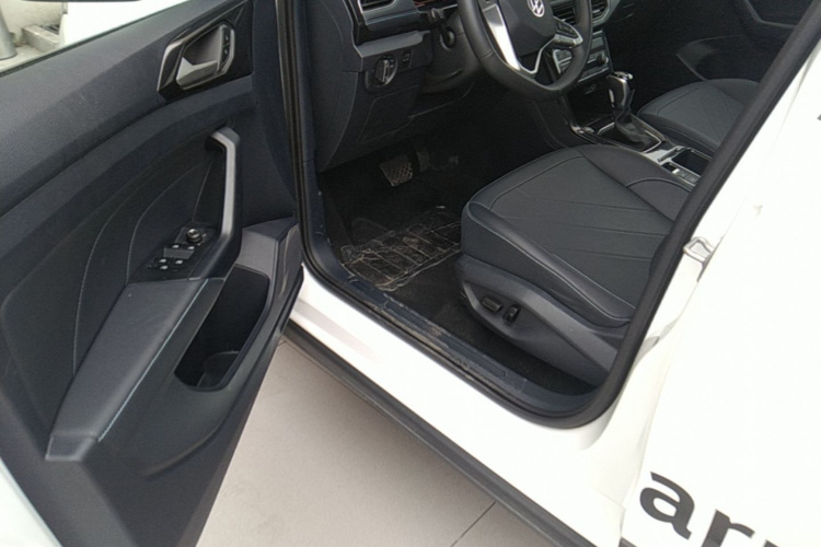 Volkswagen Tharu 2025 #16 Volkswagen Tharu 2025 imagem de carro #16
