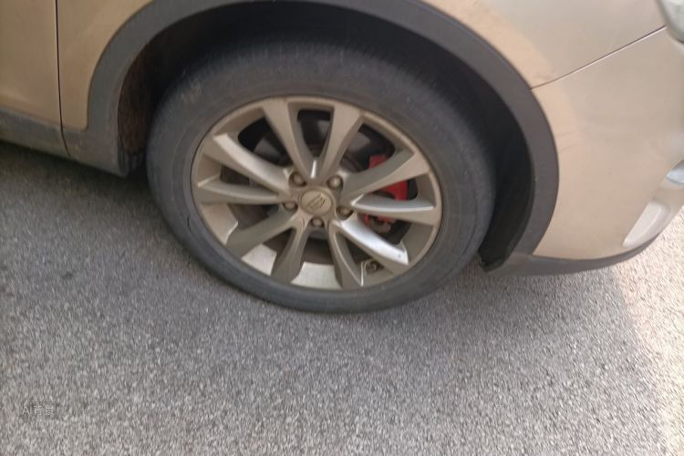 GEELY Emgrand GS 2016 car image #9