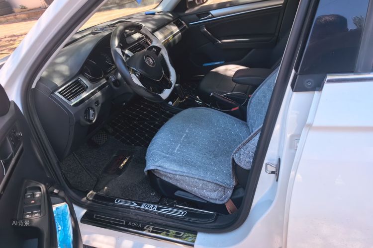 Volkswagen Bora 2018 car image #18
