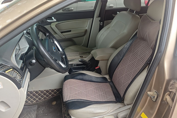 GEELY Emgrand 2015 car image #15