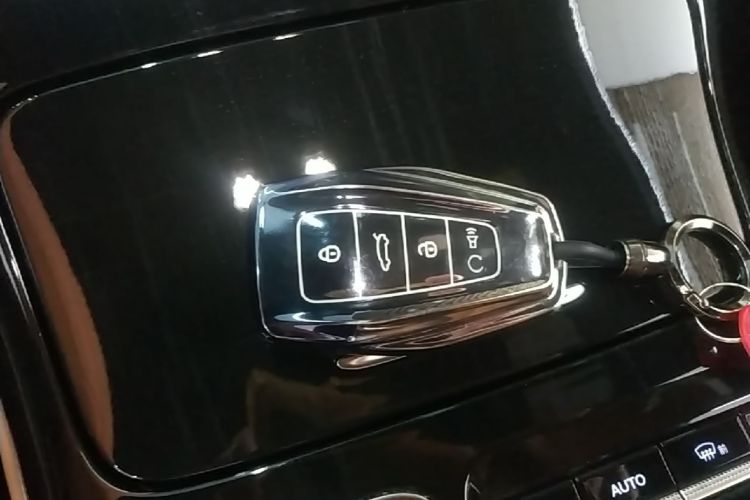 GEELY Boyue L 2025 #9 GEELY Boyue L 2025 car image #9