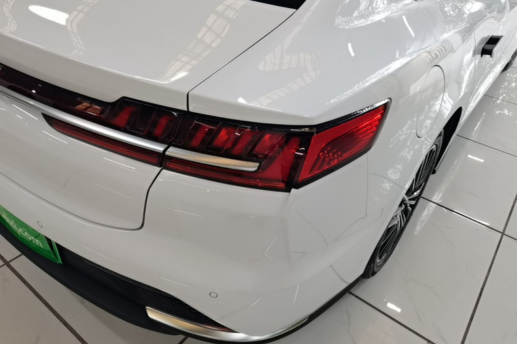 BYD Han 2022 car image #8
