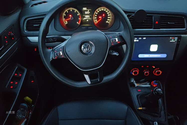 Volkswagen Lavida 2017 car image #12