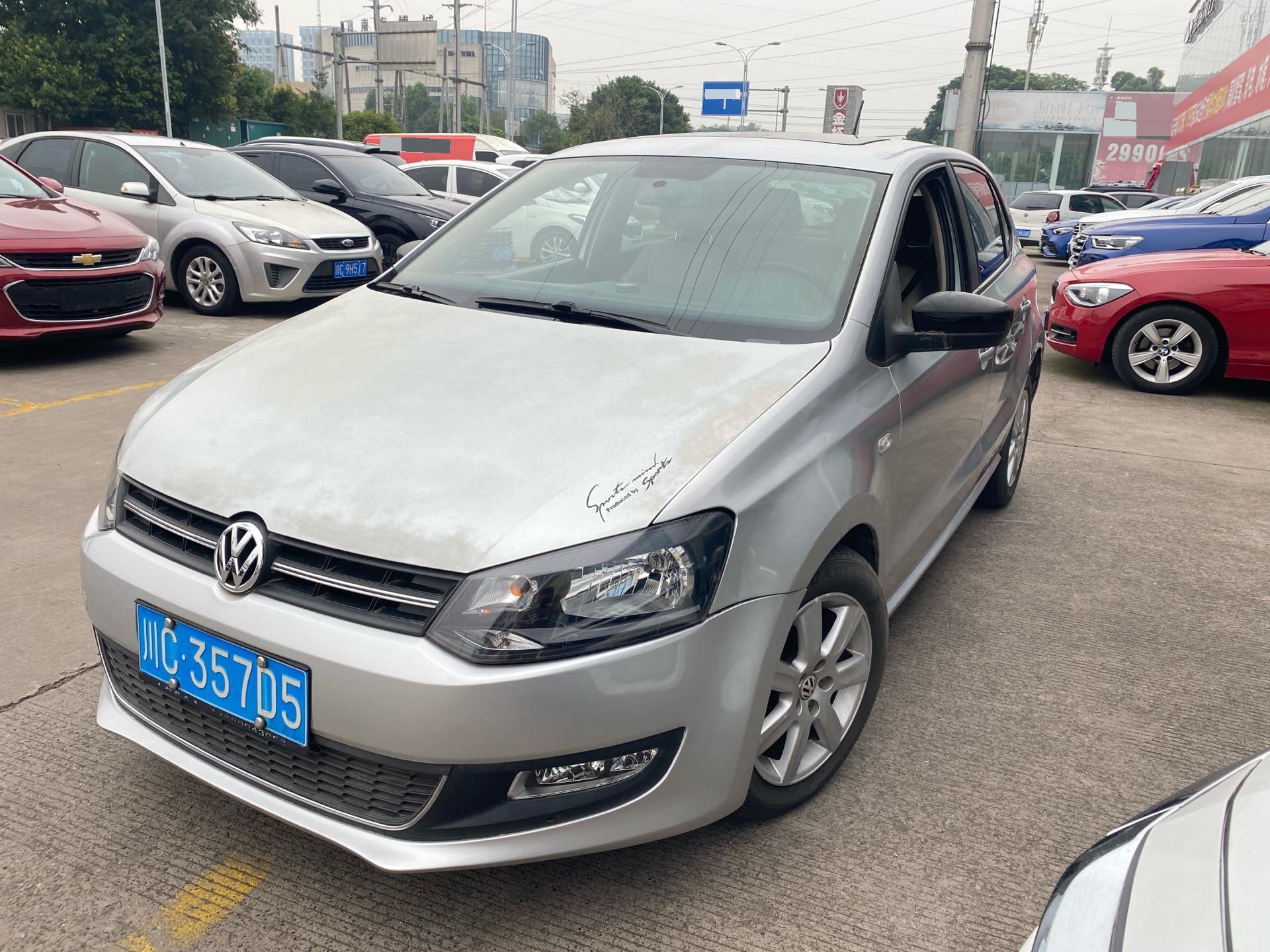 Volkswagen Polo 2011 Volkswagen Polo 2011 car image