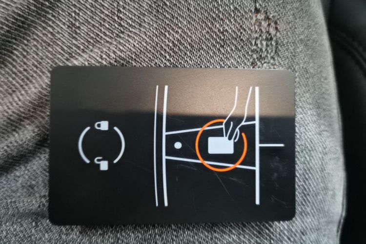 Tesla Model 3 2024 #14 Tesla Model 3 2024 car image #14