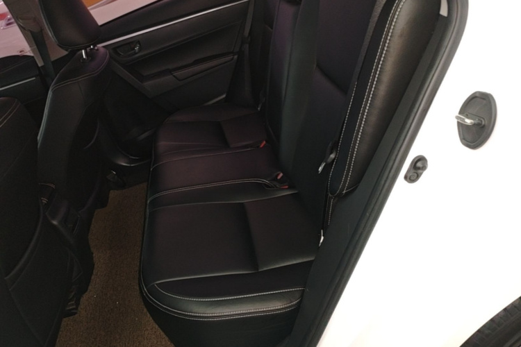 Toyota Corolla 2019 car image #17