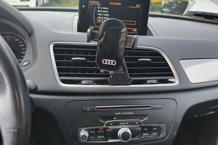 Audi Q3 2019 #15 Audi Q3 2019 car image #15