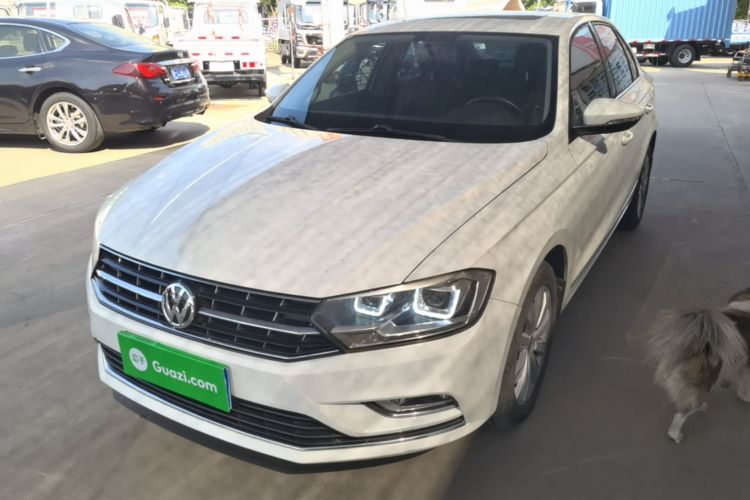 Volkswagen Bora 2016 car image #2
