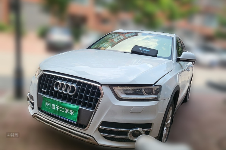 Audi Q3 2016 car image #2