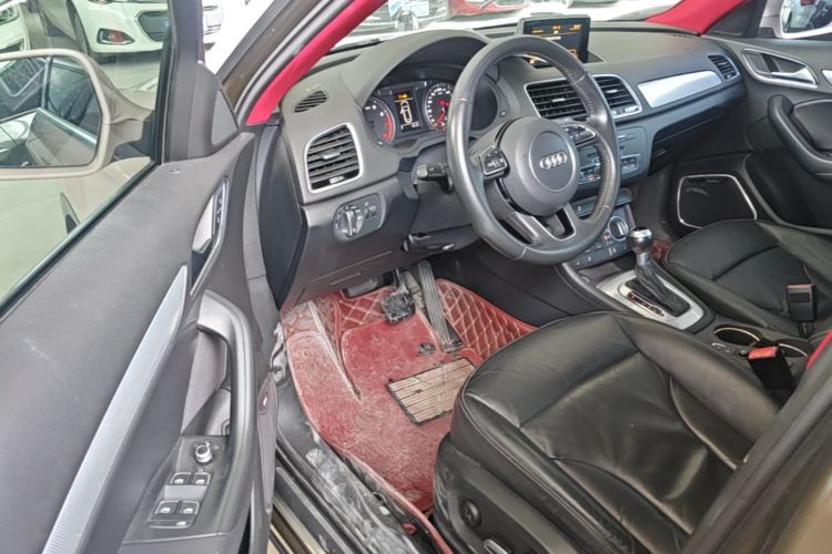 Audi Q3 2019 #16 Audi Q3 2019 car image #16