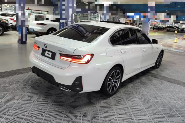BMW 3 Series 2024 #7 BMW 3 Series 2024 car image #7