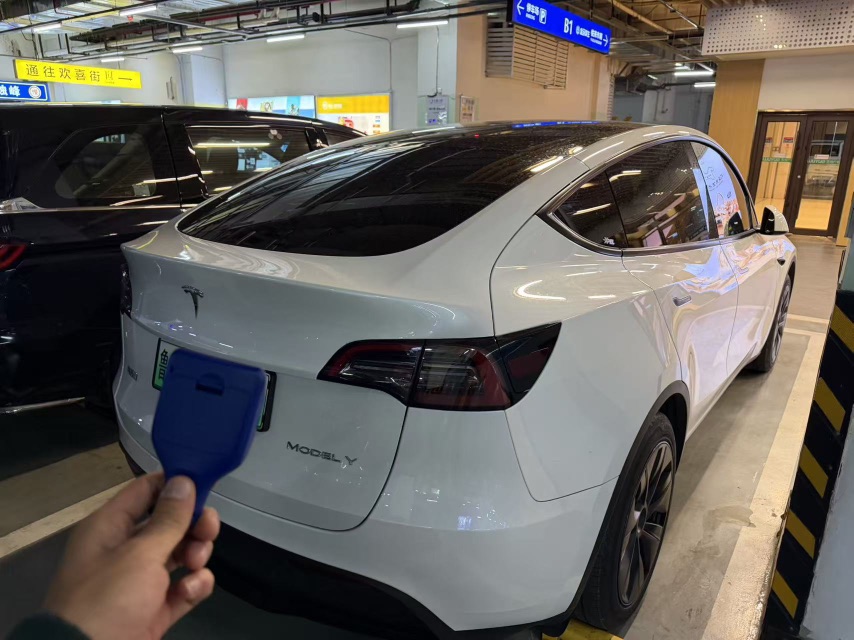 Tesla Model Y 2024 #3 Tesla Model Y 2024 imagen de coche #3