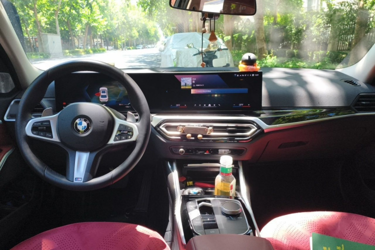 BMW 3 Series 2024 car image #12