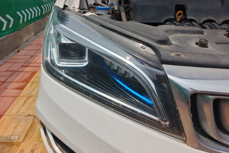 GEELY Emgrand 2020 car image #8