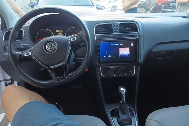 Volkswagen Polo 2018 #10 Volkswagen Polo 2018 car image #10