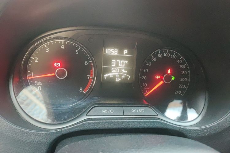 Volkswagen Polo 2016 #8 Volkswagen Polo 2016 car image #8