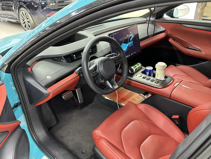 MI SU7 2024 car image #2