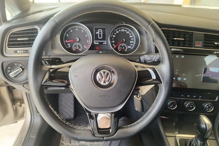 Volkswagen Golf 2017 #11 Volkswagen Golf 2017 car image #11