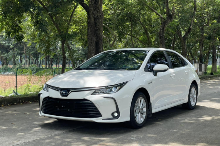 Toyota Corolla 2021 immagine di auto #2