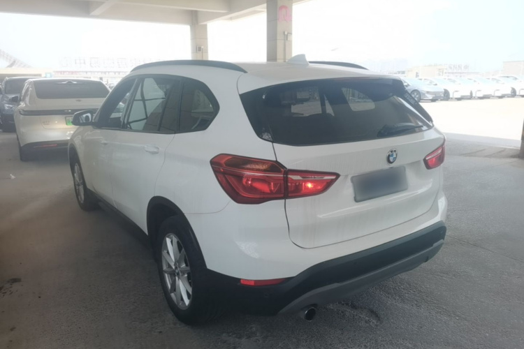 BMW X1 2019 #7 BMW X1 2019 car image #7