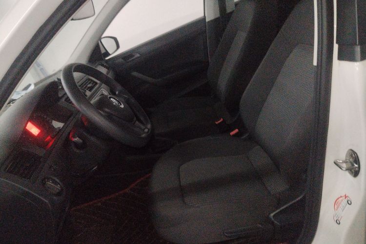 Volkswagen Santana 2019 صورة سيارة #15