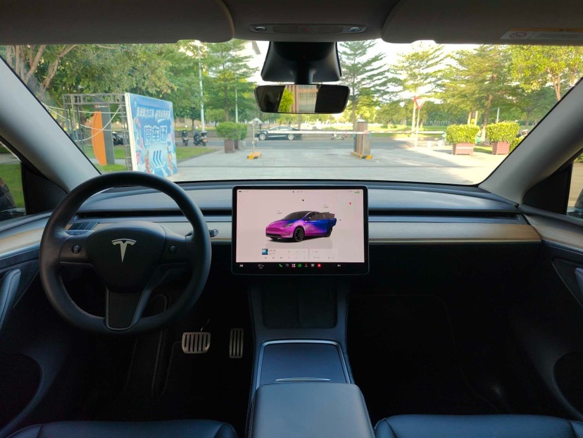 Tesla Model Y 2022 #5 Tesla Model Y 2022 immagine di auto #5