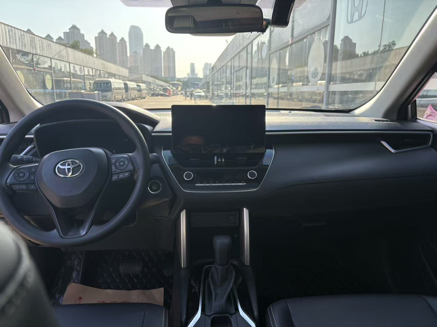 Toyota Corolla Cross 2023 #6 Toyota Corolla Cross 2023 صورة سيارة #6
