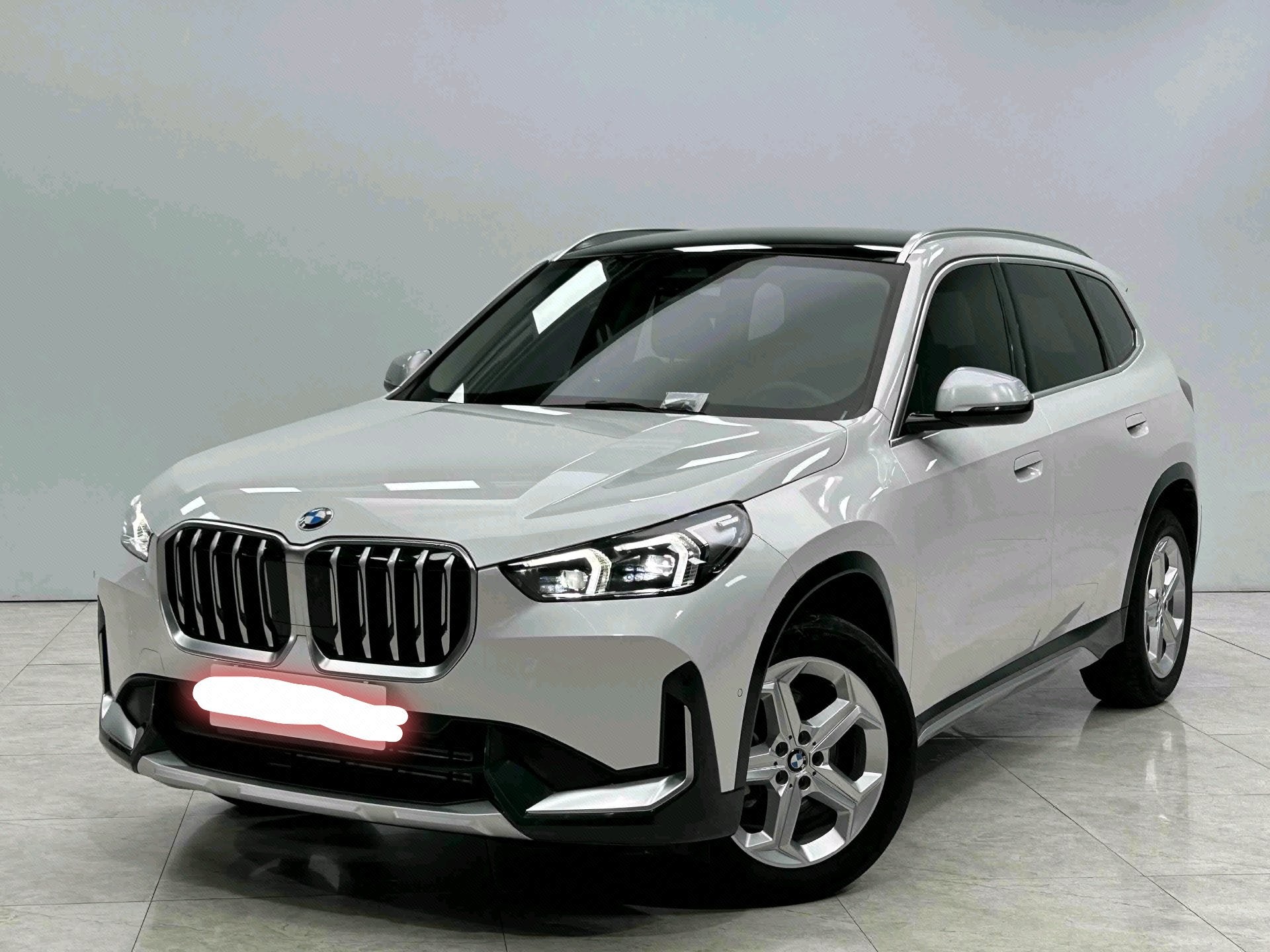 BMW X1 2023 BMW X1 2023 car image