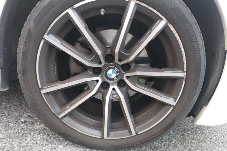 BMW 3 Series 2022 #9 BMW 3 Series 2022 imagen de coche #9