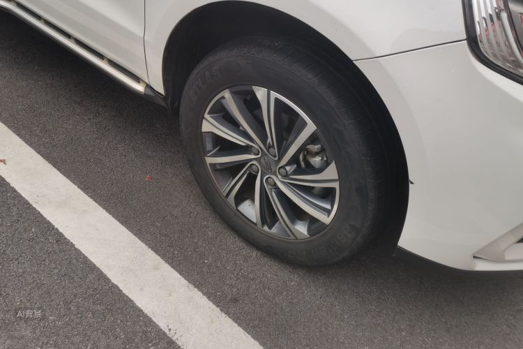 GEELY Vision X6 2020 image de voiture #9