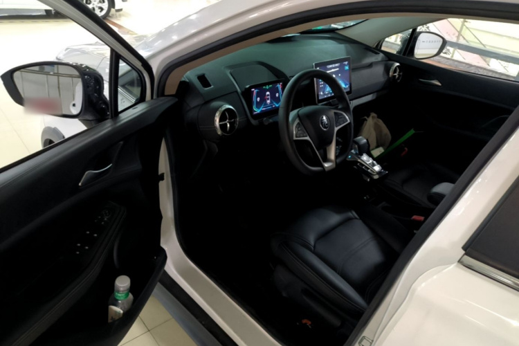 BYD Yuan New Energy 2019 #16 BYD Yuan New Energy 2019 car image #16