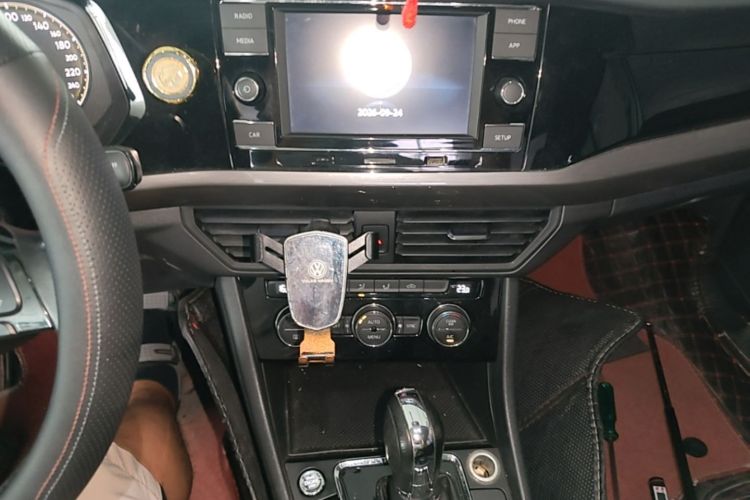 2019 #13 2019 imagen de coche #13