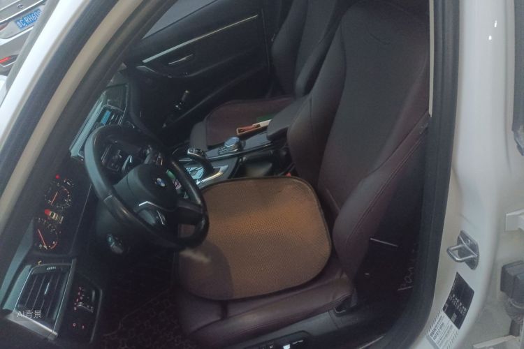 BMW 3 Series 2018 #17 BMW 3 Series 2018 car image #17