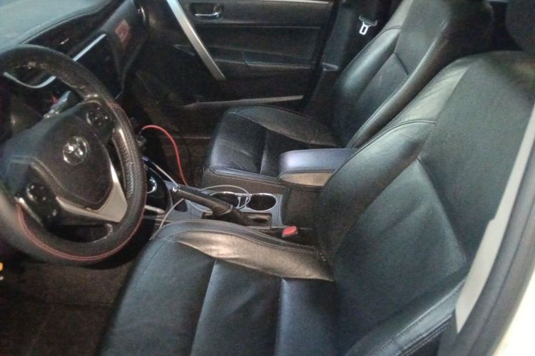 Toyota Corolla 2018 car image #19
